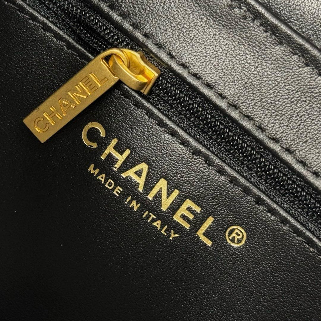 Chanel Kelly Zamansız/Klasik tüvit çapraz askılı çanta - Glimmer of Luxury