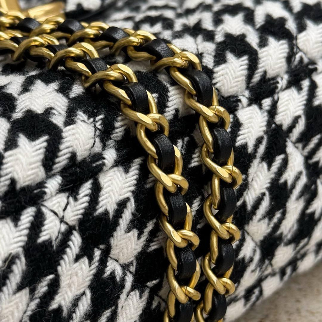 Chanel Kelly Zamansız/Klasik tüvit çapraz askılı çanta - Glimmer of Luxury