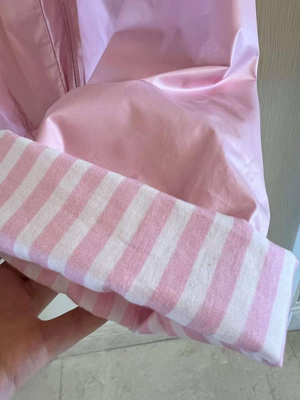 Chanel 2024 Parka Mont Pembe - Glimmer of Luxury