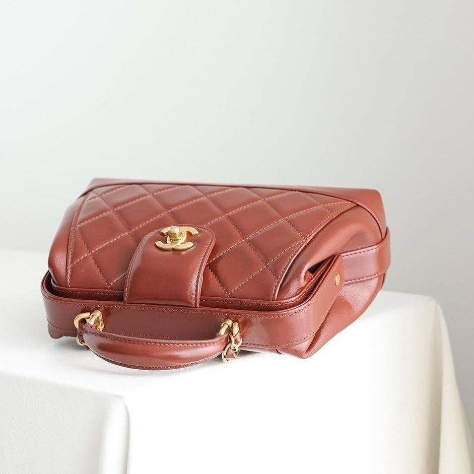 Chanel Üstten Saplı Mini Çanta - Glimmer of Luxury