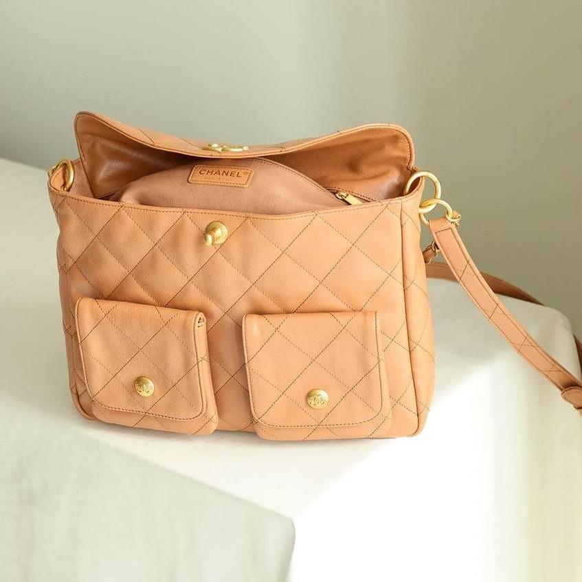 Chanel Askılı Çanta 30cm Büyük - Glimmer of Luxury