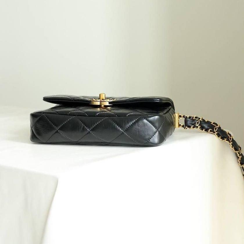 Chanel 19 Büyük Çanta - Glimmer of Luxury