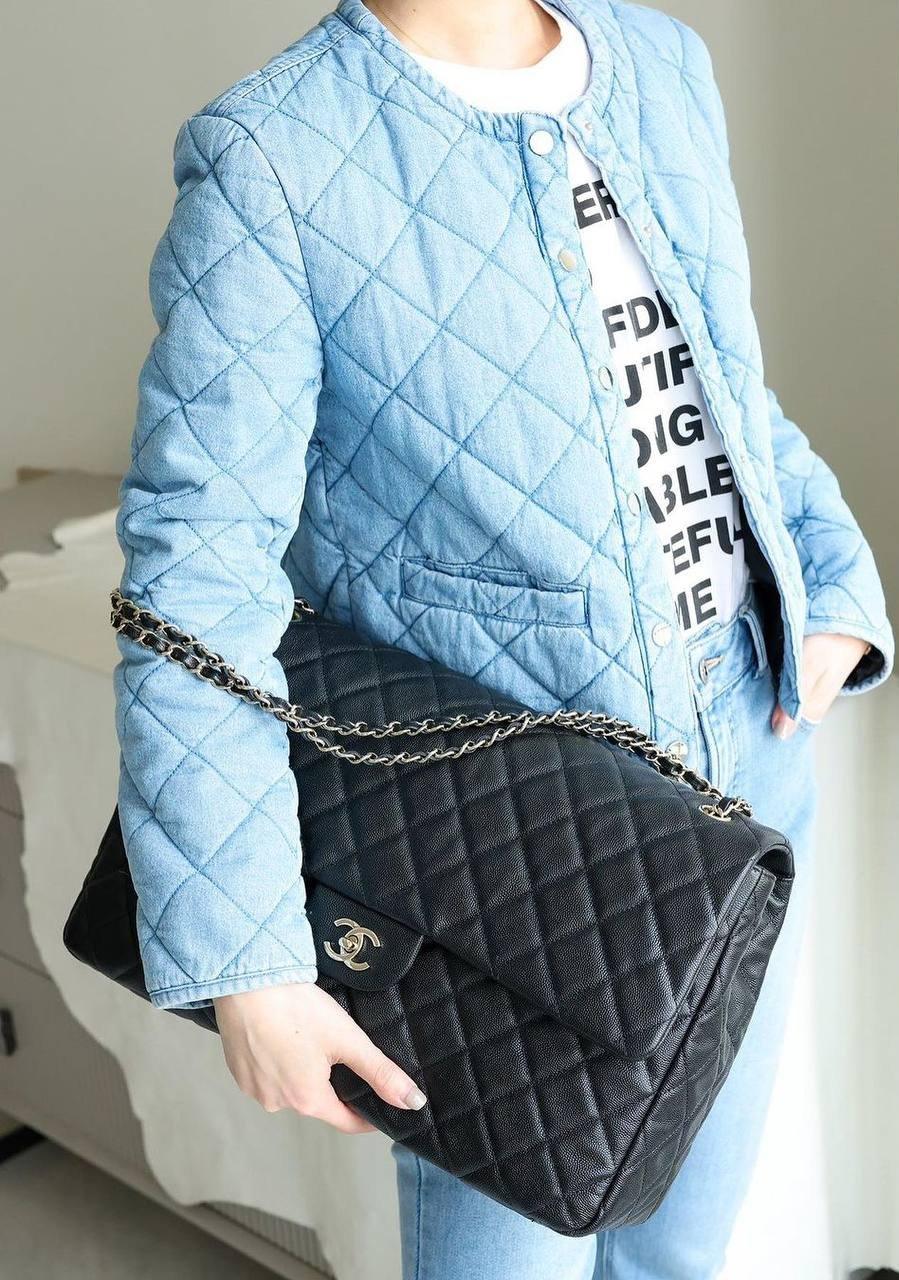 Chanel XXL Kapaklı Çanta Siyah Havyar Açık Altın Donanım 24C - Glimmer of Luxury