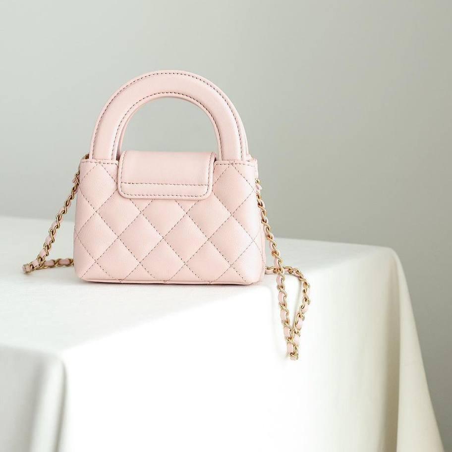 Chanel Parlak Eskitme Dana Derisi Kapitone Mini Nano Kelly Alışverişçi Pembe - Glimmer of Luxury