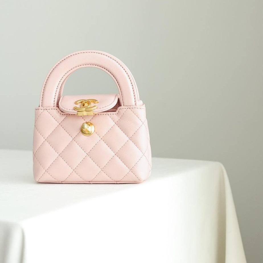 Chanel Parlak Eskitme Dana Derisi Kapitone Mini Nano Kelly Alışverişçi Pembe - Glimmer of Luxury