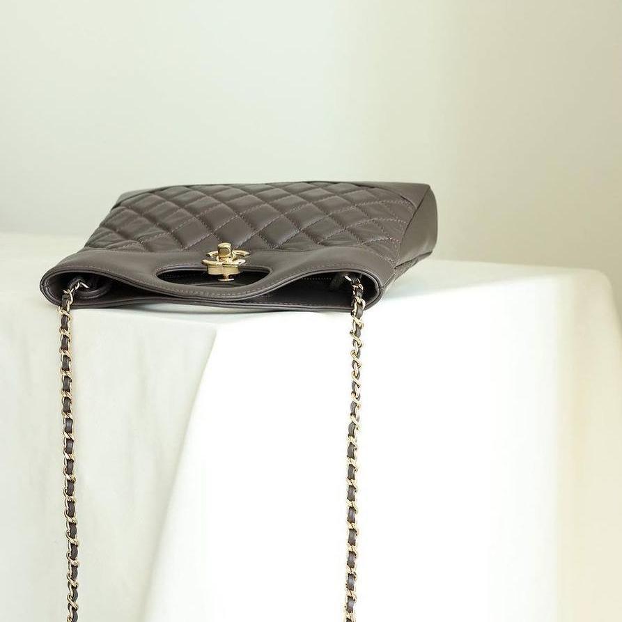 Chanel 31 Mini Çanta Koyu Çikolata - Glimmer of Luxury