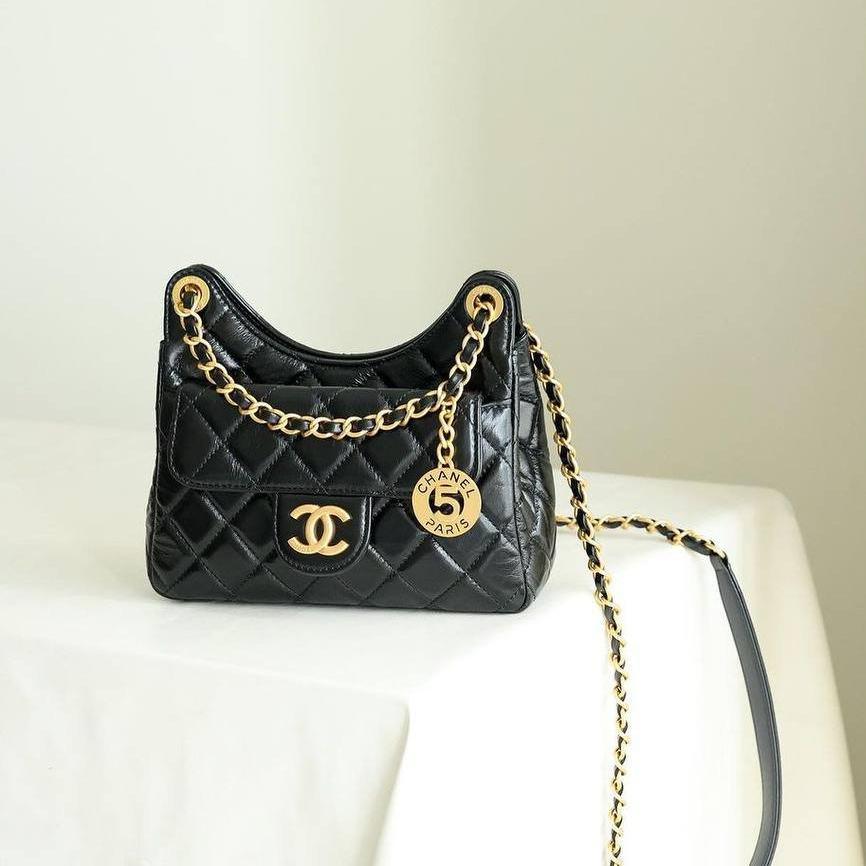 Chanel Rugan Hobo Çanta - Glimmer of Luxury
