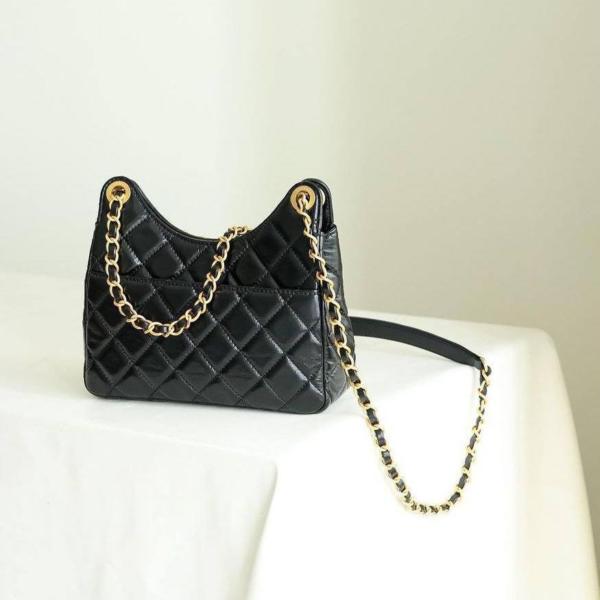 Chanel Rugan Hobo Çanta - Glimmer of Luxury