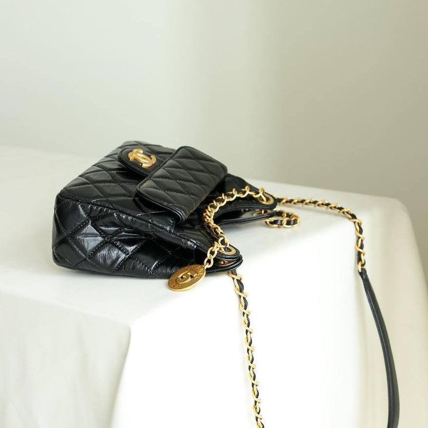 Chanel Rugan Hobo Çanta - Glimmer of Luxury