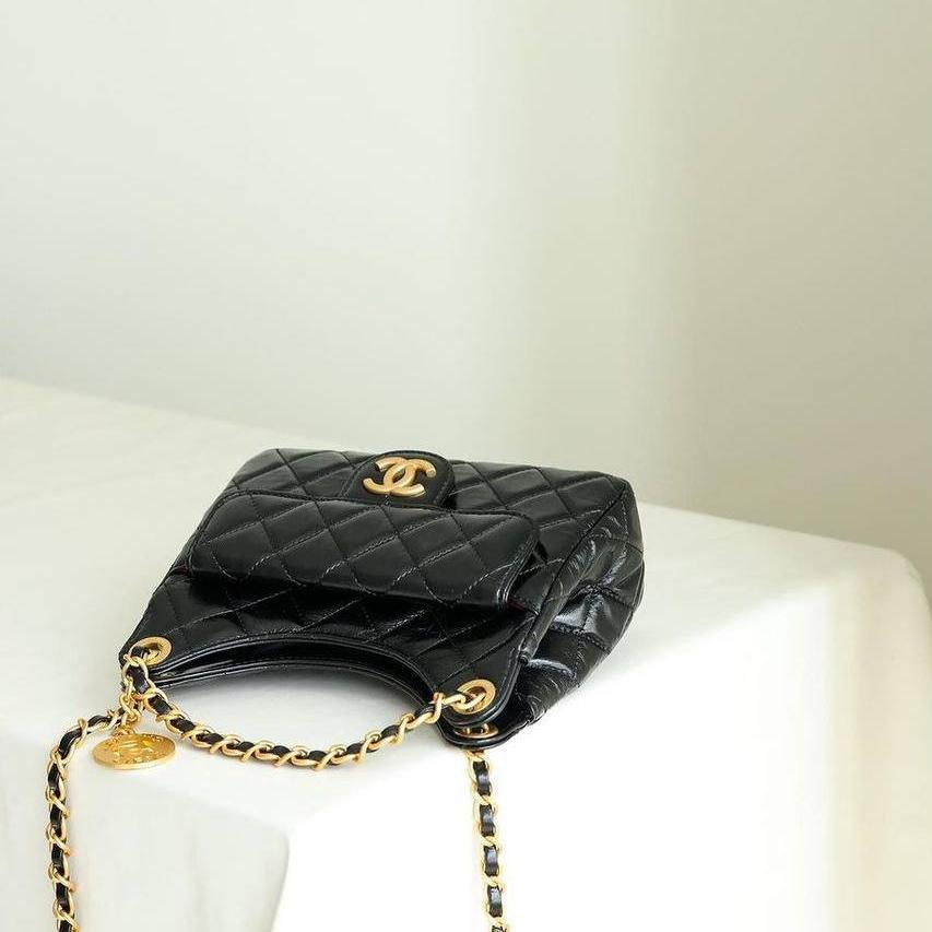 Chanel Rugan Hobo Çanta - Glimmer of Luxury