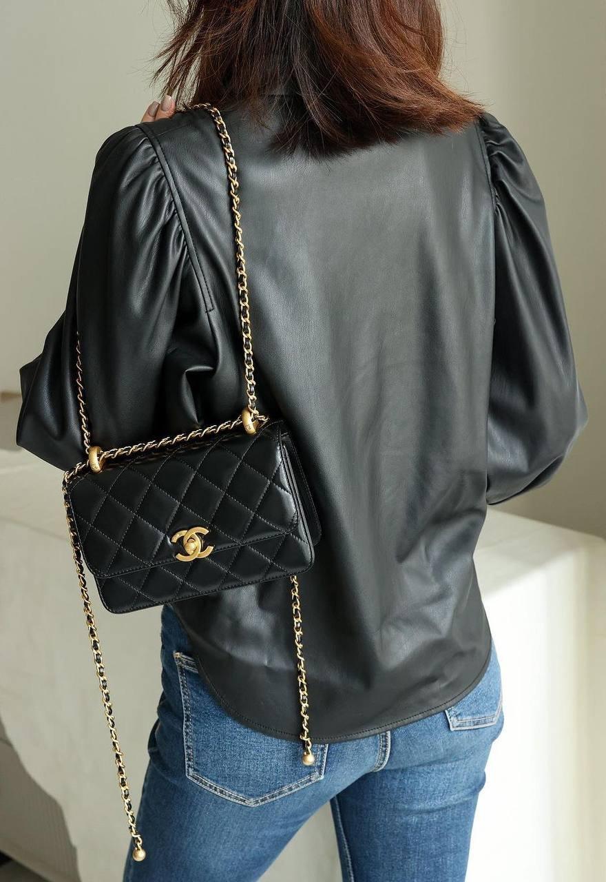 Chanel Mini Çift İnci Ezmesi 19cm Siyah Dana Derisi GHW - Glimmer of Luxury