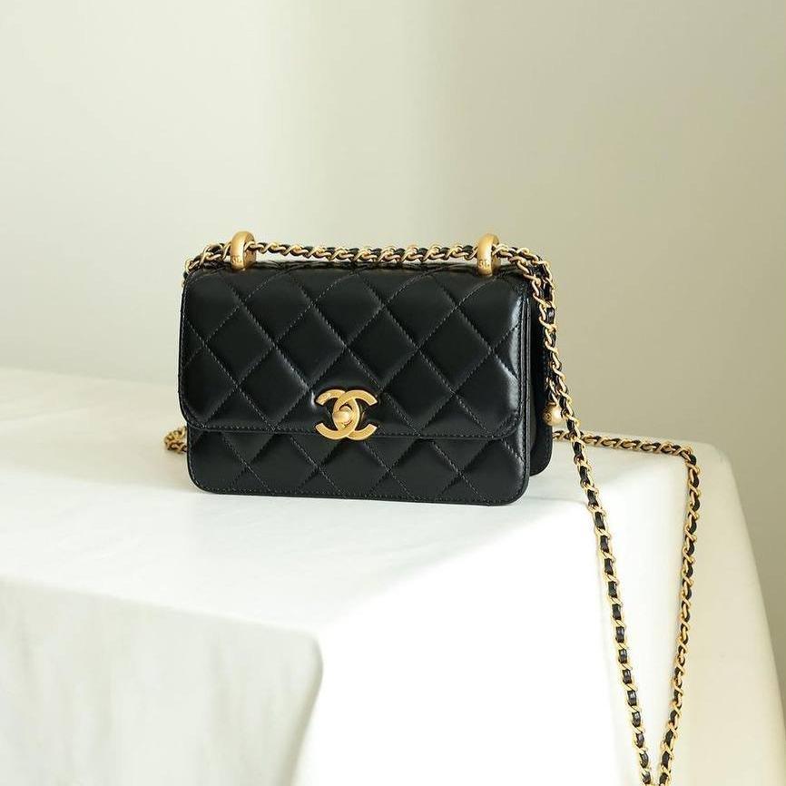 Chanel Mini Çift İnci Ezmesi 19cm Siyah Dana Derisi GHW - Glimmer of Luxury