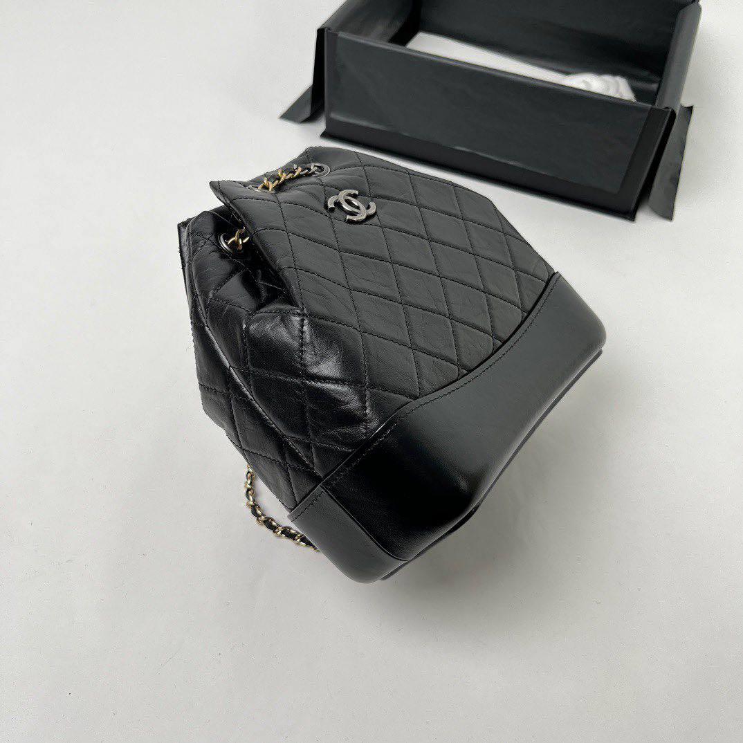 Chanel Gabrielle Deri Sırt Çantası - Glimmer of Luxury