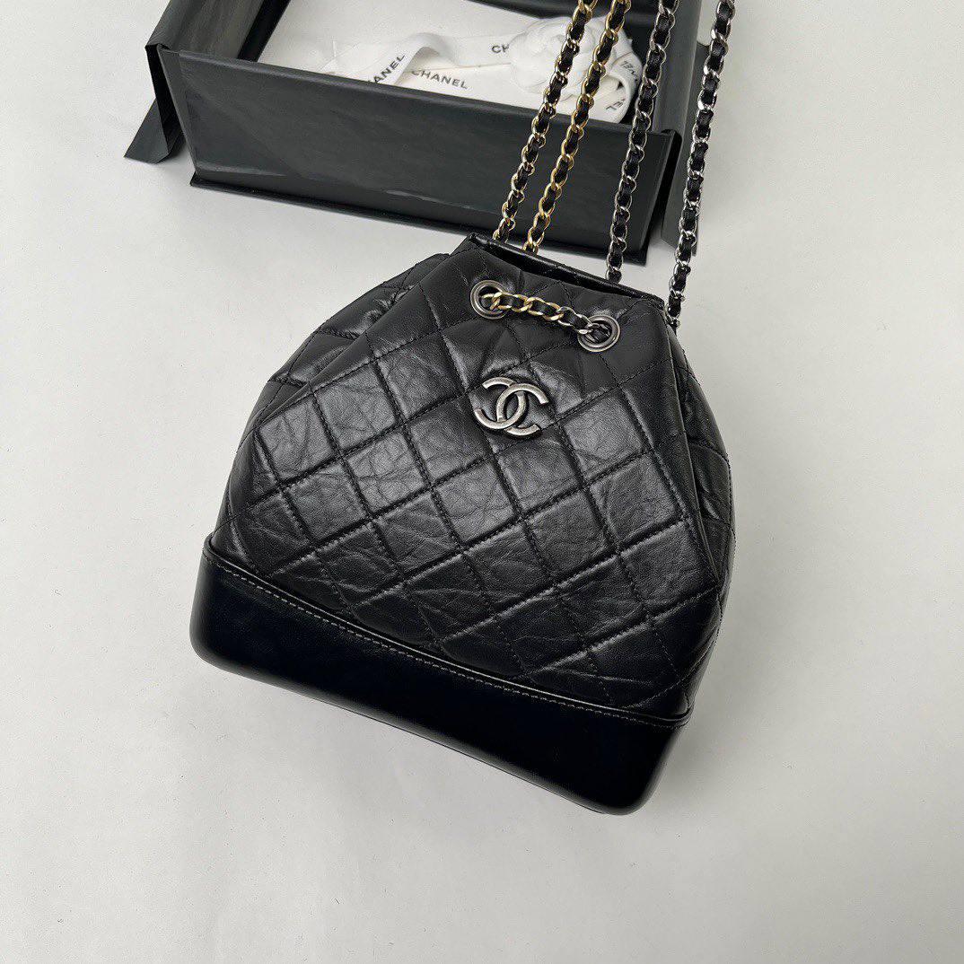 Chanel Gabrielle Deri Sırt Çantası - Glimmer of Luxury