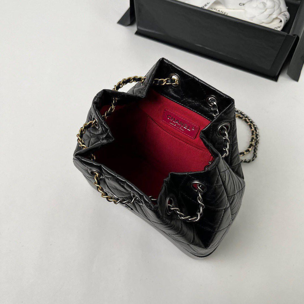 Chanel Gabrielle Deri Sırt Çantası - Glimmer of Luxury