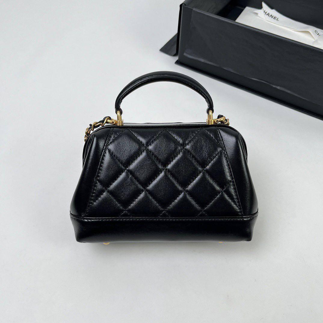 Chanel Üst Saplı Küçük Çanta - Glimmer of Luxury