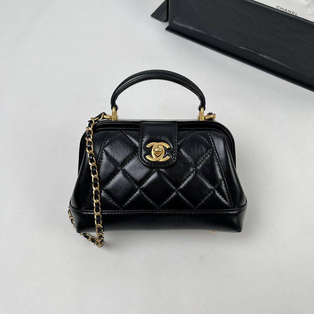 Chanel Üst Saplı Küçük Çanta - Glimmer of Luxury