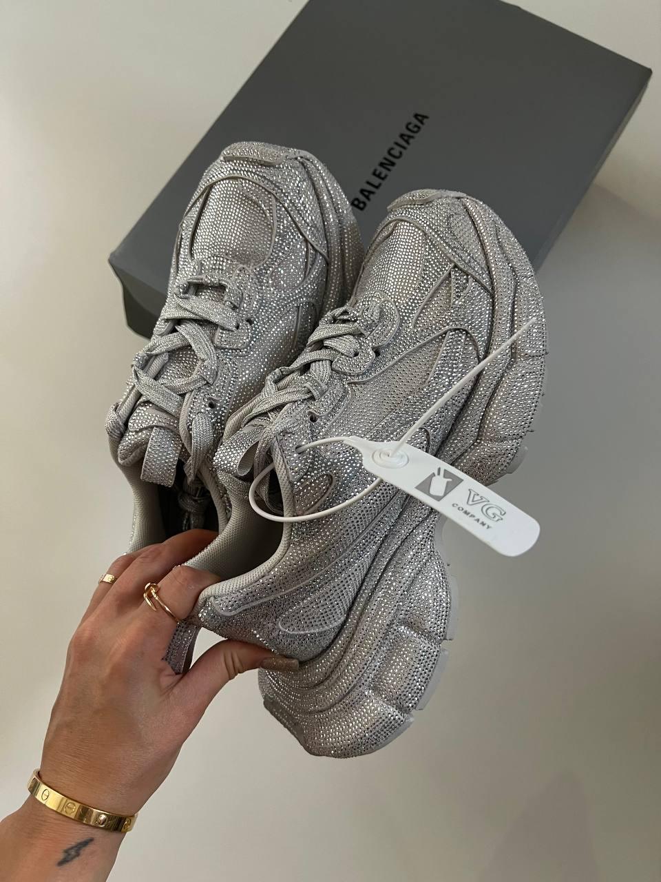 Balenciaga 3XL Gri - Glimmer of Luxury