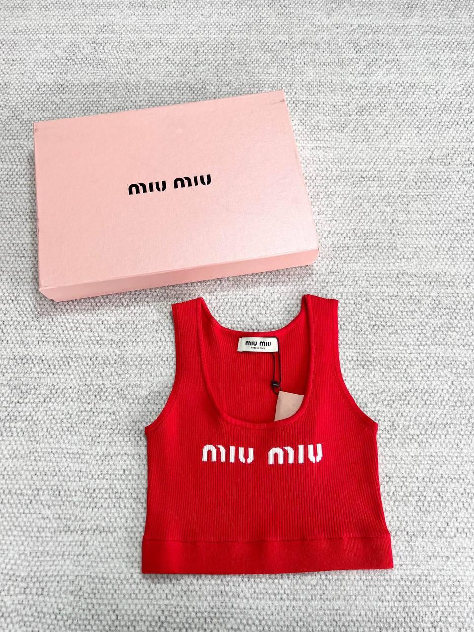 Miu Miu 24 Crop - Glimmer of Luxury