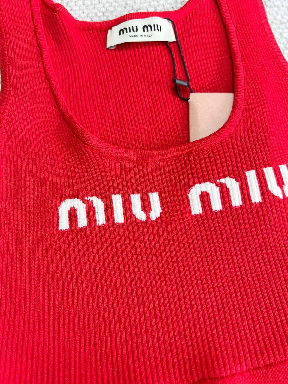 Miu Miu 24 Crop - Glimmer of Luxury