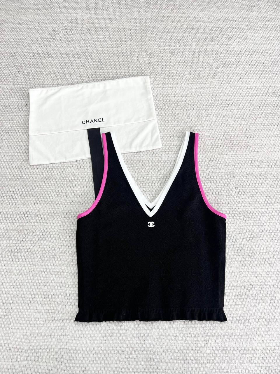 Chanel Çok Renkli V Yakalı Atlet - Glimmer of Luxury