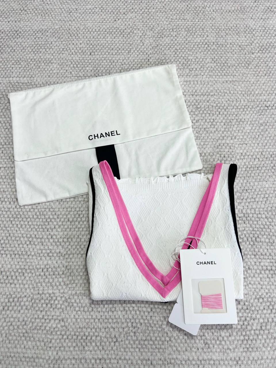 Chanel Çok Renkli V Yakalı Atlet - Glimmer of Luxury