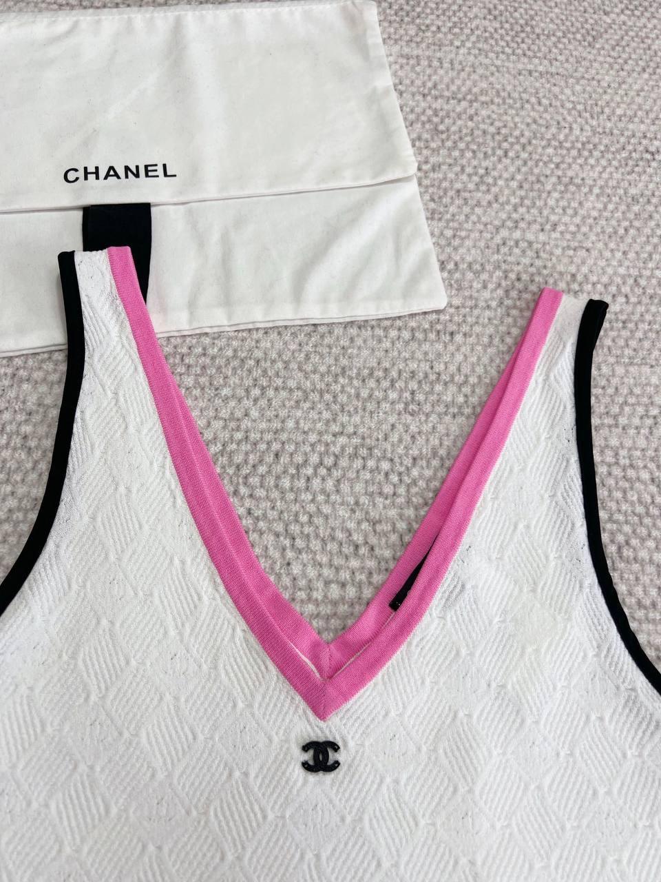 Chanel Çok Renkli V Yakalı Atlet - Glimmer of Luxury