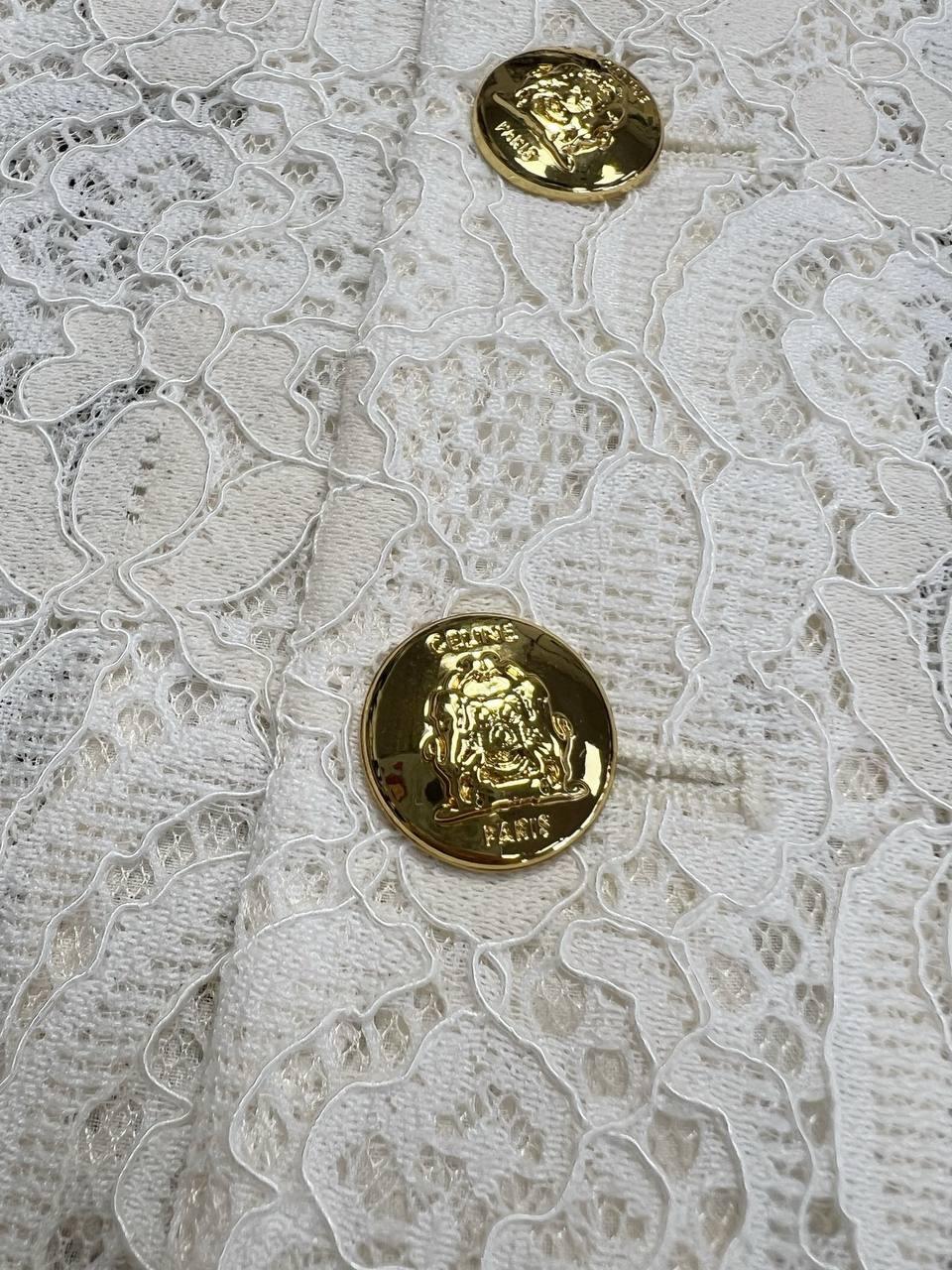 CELINE Arc de Triomphe Altın Tokalı Dantelli Siluet Ceket - Glimmer of Luxury