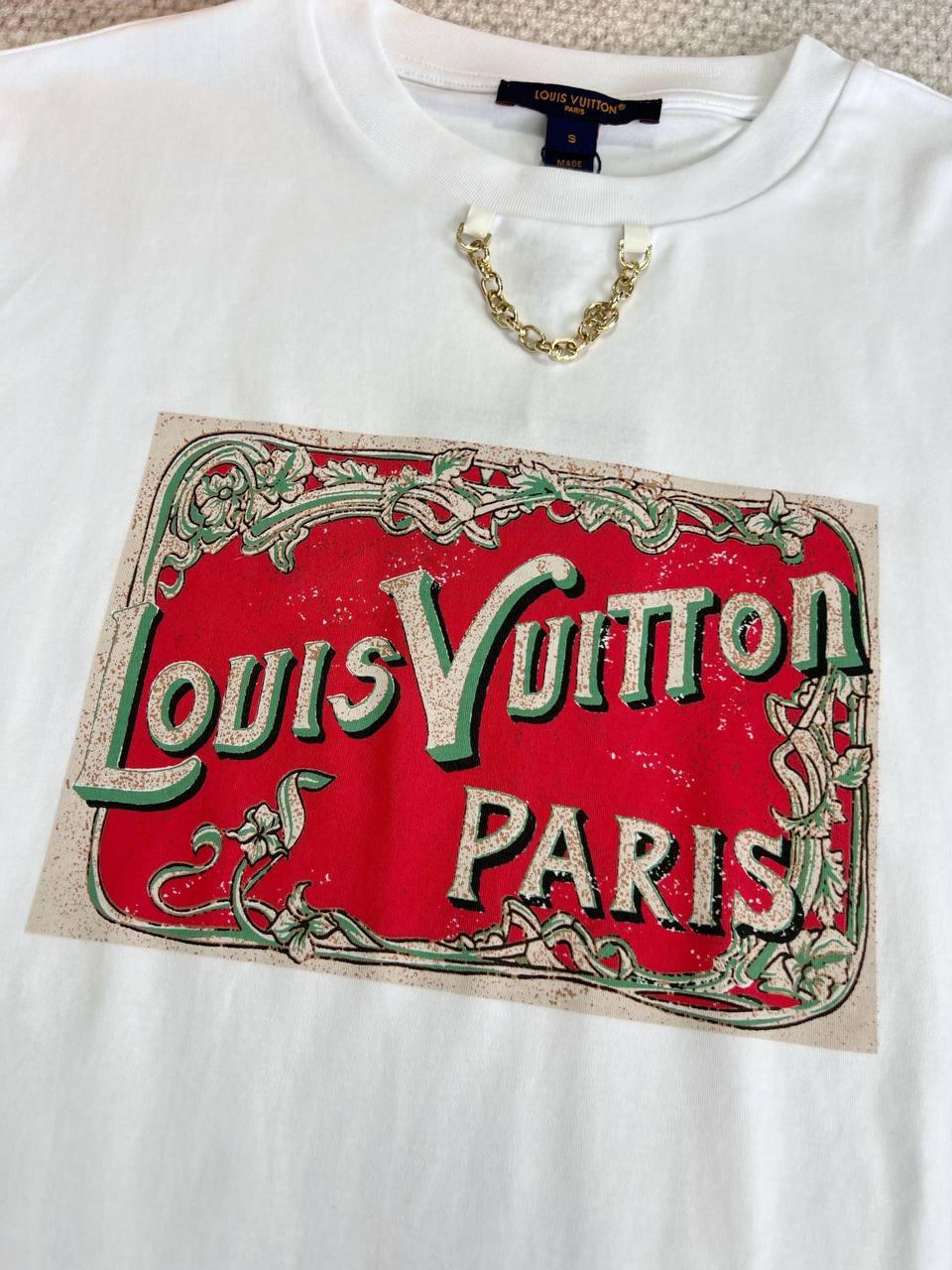 LV Seyahat Damgası Tişörtü - Glimmer of Luxury