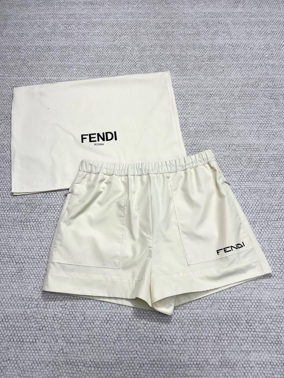 Fendi Naylon Şort - Glimmer of Luxury