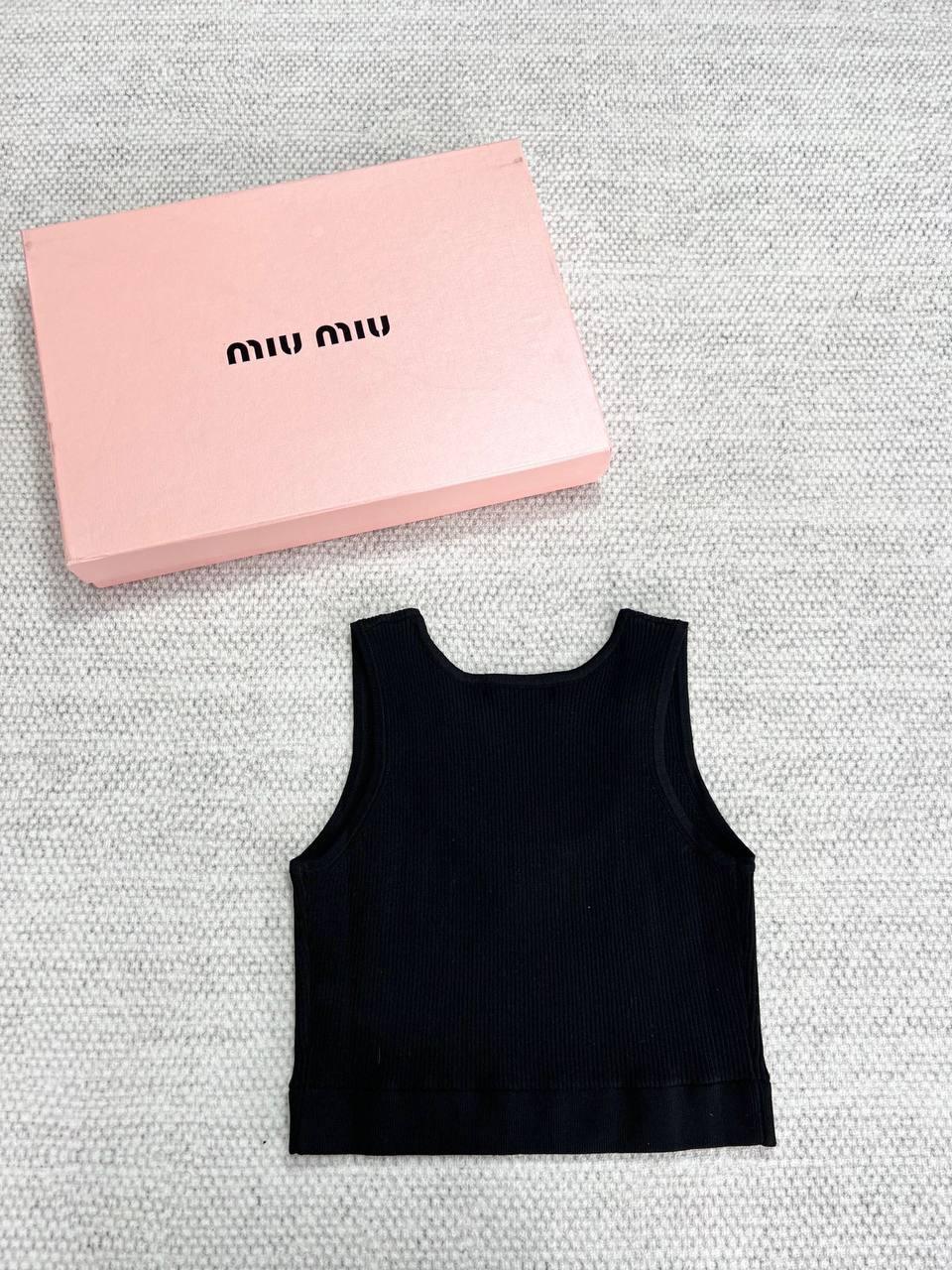 Miu Miu 24 Crop - Glimmer of Luxury