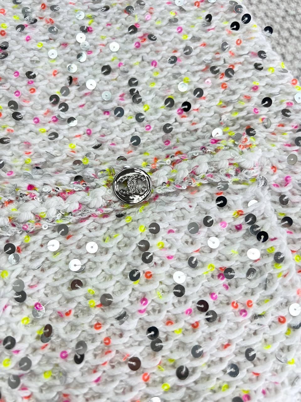 Chanel 24P Elbise - Glimmer of Luxury