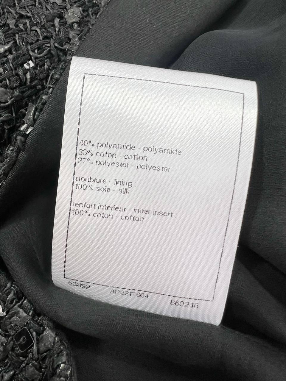 Chanel 24B Siyah Yün Tüvit Fiyonk Kısa Ceket - Glimmer of Luxury