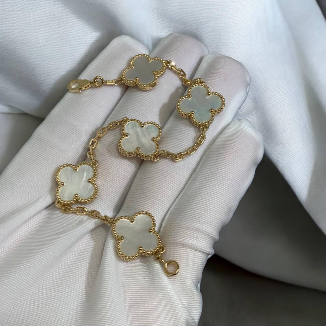 VCA Bileklik 18 Ayar Altın - Glimmer of Luxury