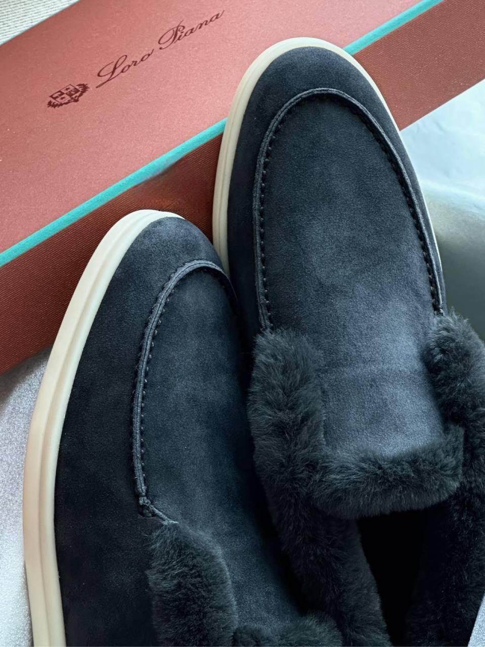 Loro Piana Süet Dana Derisi Açık Yürüyüş Bilekte Bot - Glimmer of Luxury