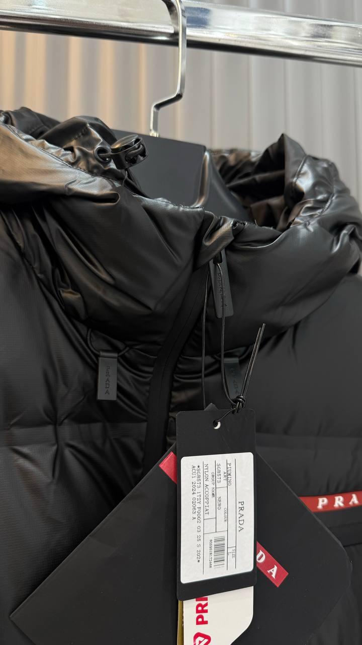 Prada Kaz Tüyü Dolgulu Erkek Montu - Glimmer of Luxury