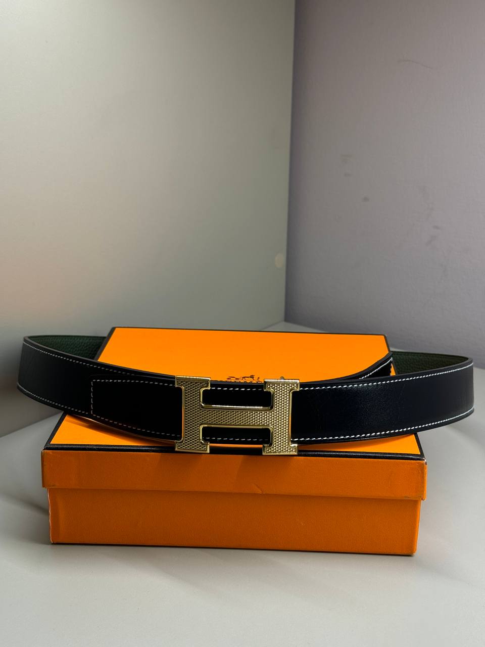 Hermes Çift Taraflı H Logolu Kemer - Glimmer of Luxury