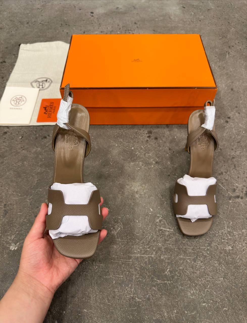 Hermès Ella 105 Sandal Etoupe - Glimmer of Luxury