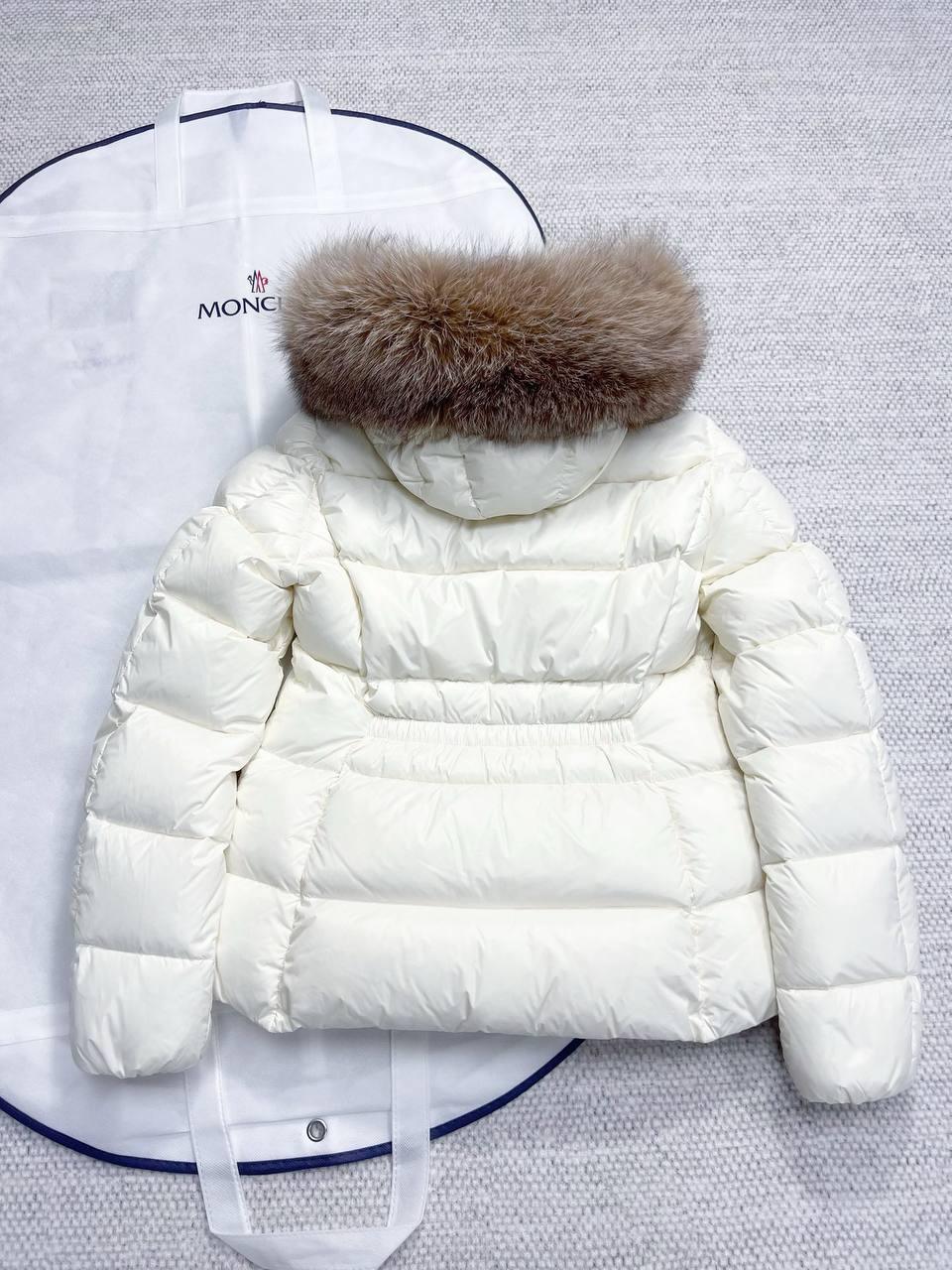 Moncler Koyun Postu Kapşonlu Boed Kısa Şişme Mont - Glimmer of Luxury
