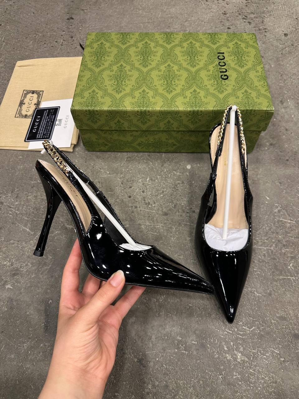 Gucci Signoria Askılı Topuklu Ayakkabı - Glimmer of Luxury