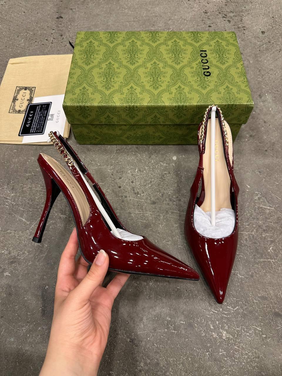 Gucci Signoria Askılı Topuklu Ayakkabı - Glimmer of Luxury