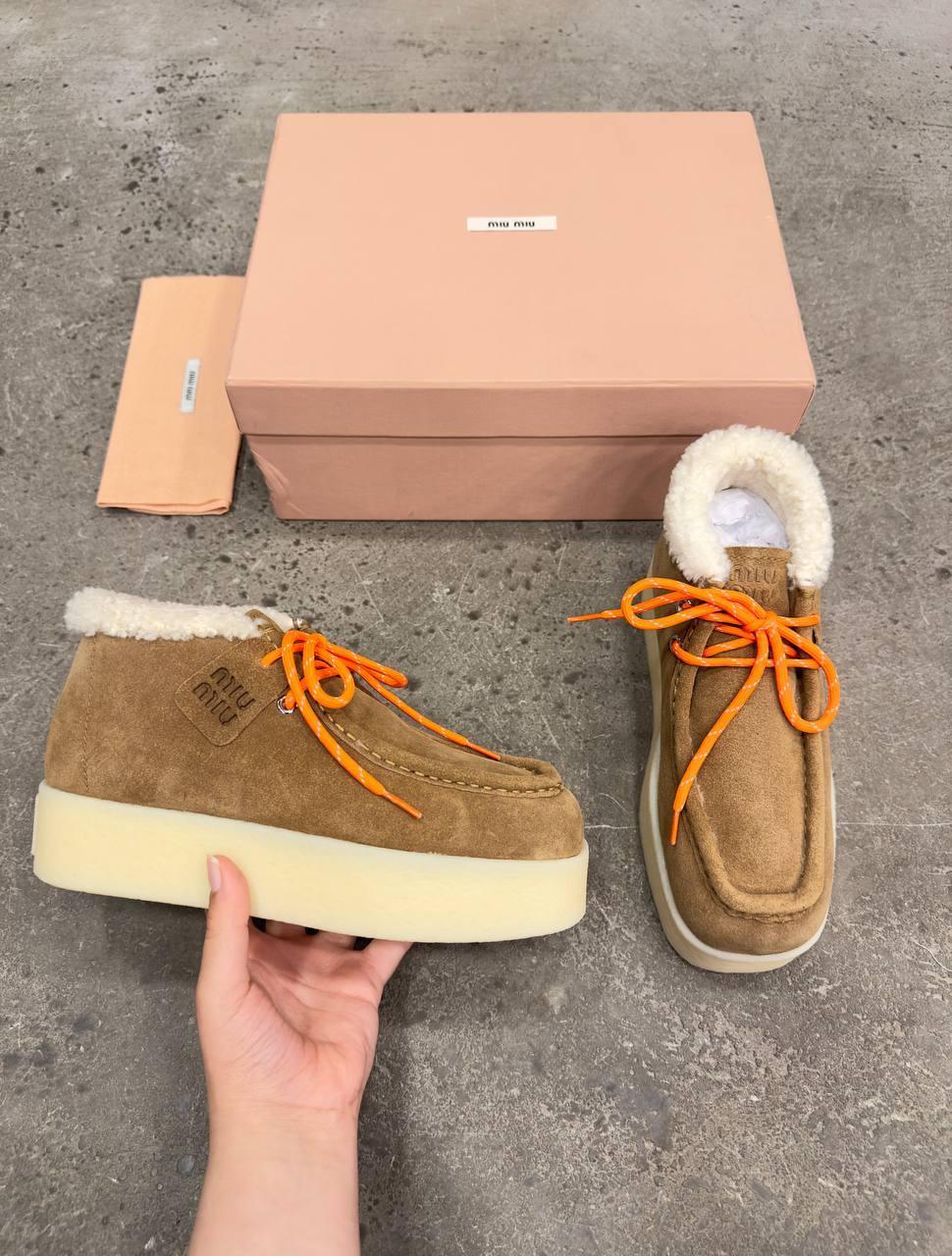 Miu Miu Süet Kürklü Bot - Glimmer of Luxury
