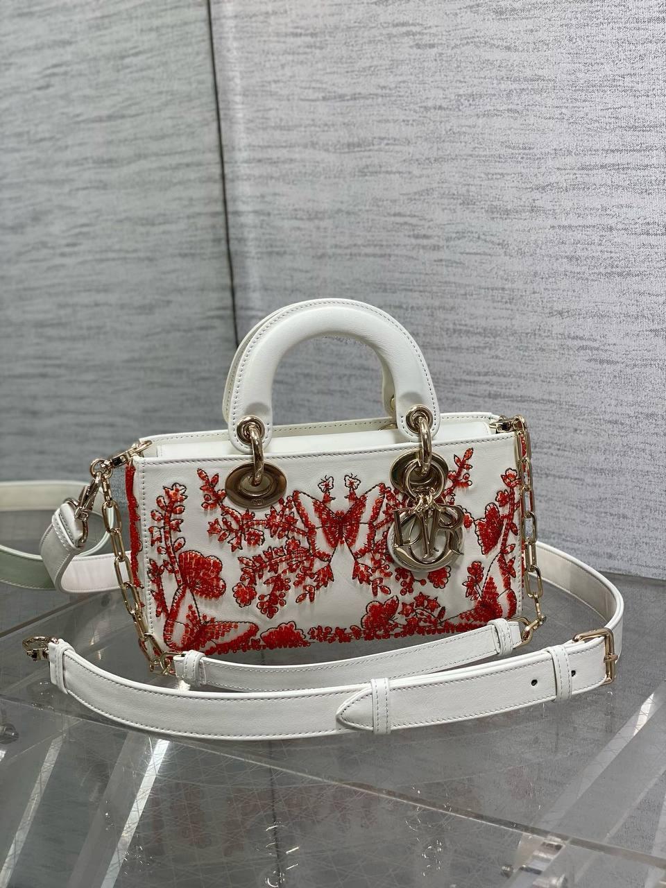 Dior Lady D-Joy Kuzu Derisi Çanta Motif Sınırlı Sayıda Üretim - Glimmer of Luxury