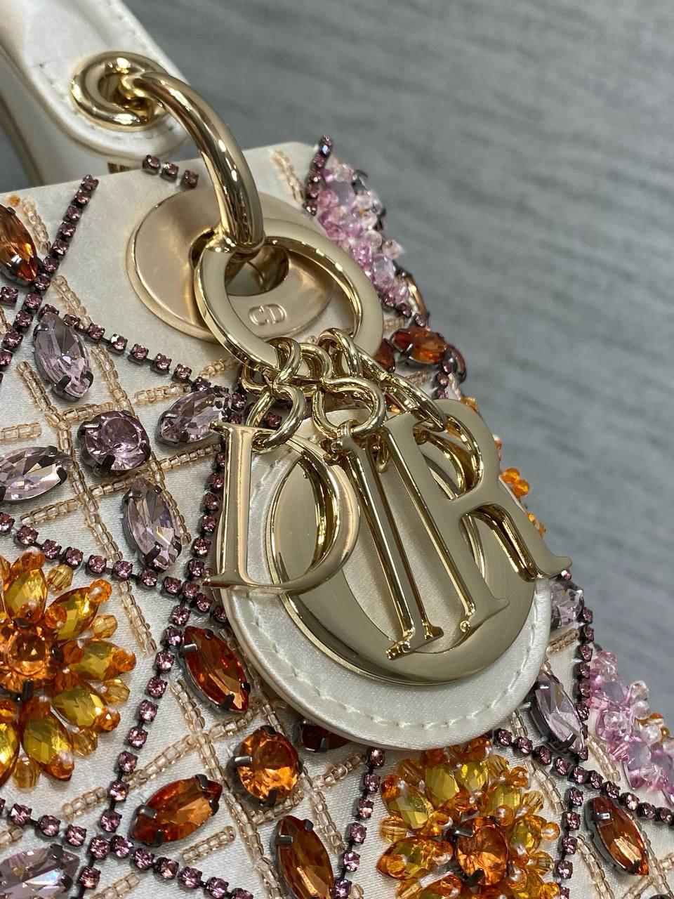 Christian Dior Mini Lady Sınırlı Sürüm - Glimmer of Luxury