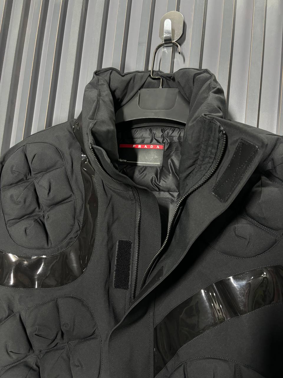 Prada 25S Erkek Mont - Glimmer of Luxury