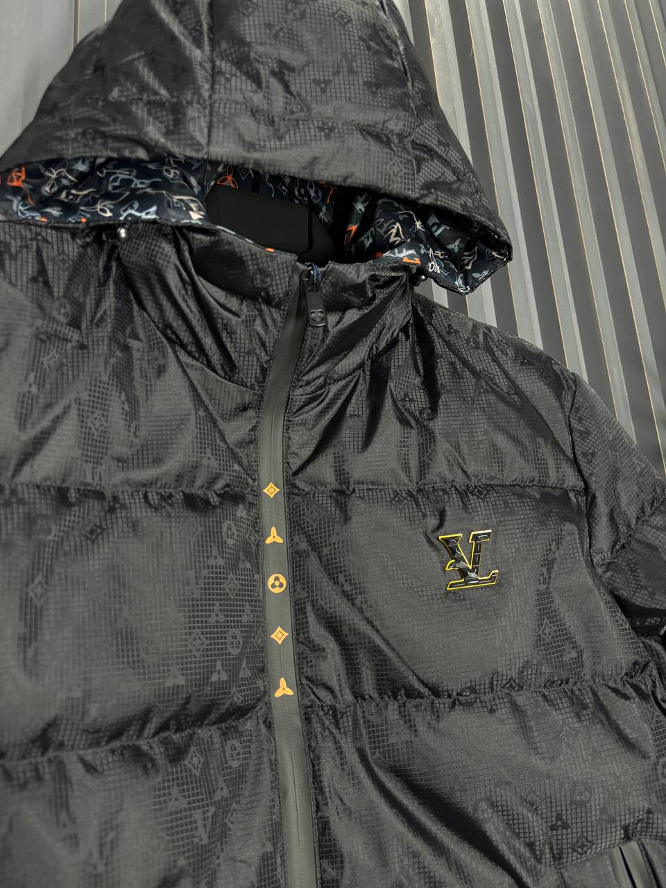 LV Erkek Mont - Glimmer of Luxury