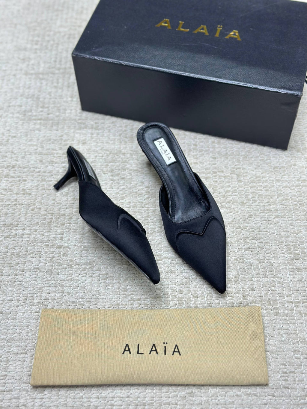 ALAIA LE COEUR 3D Slippers