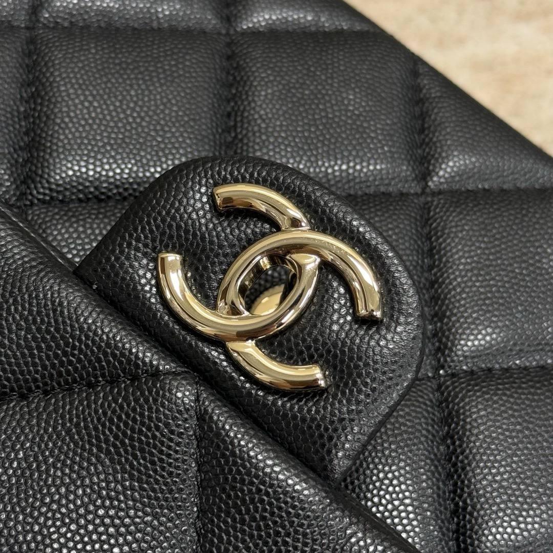 Chanel Retrofit 24P Havyar - Glimmer of Luxury