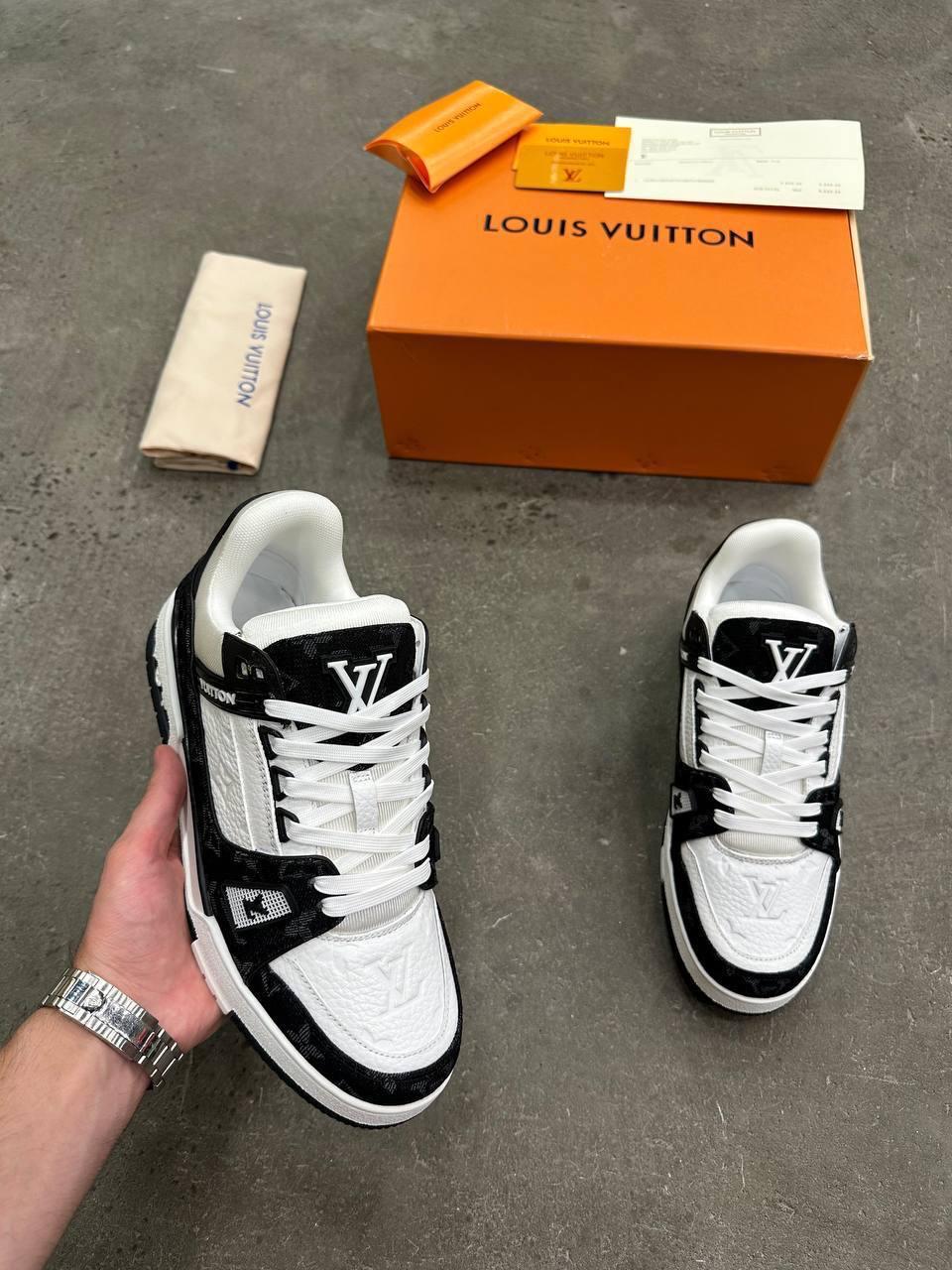 Louis Vuitton Antrenman Ayakkabıları - Glimmer of Luxury