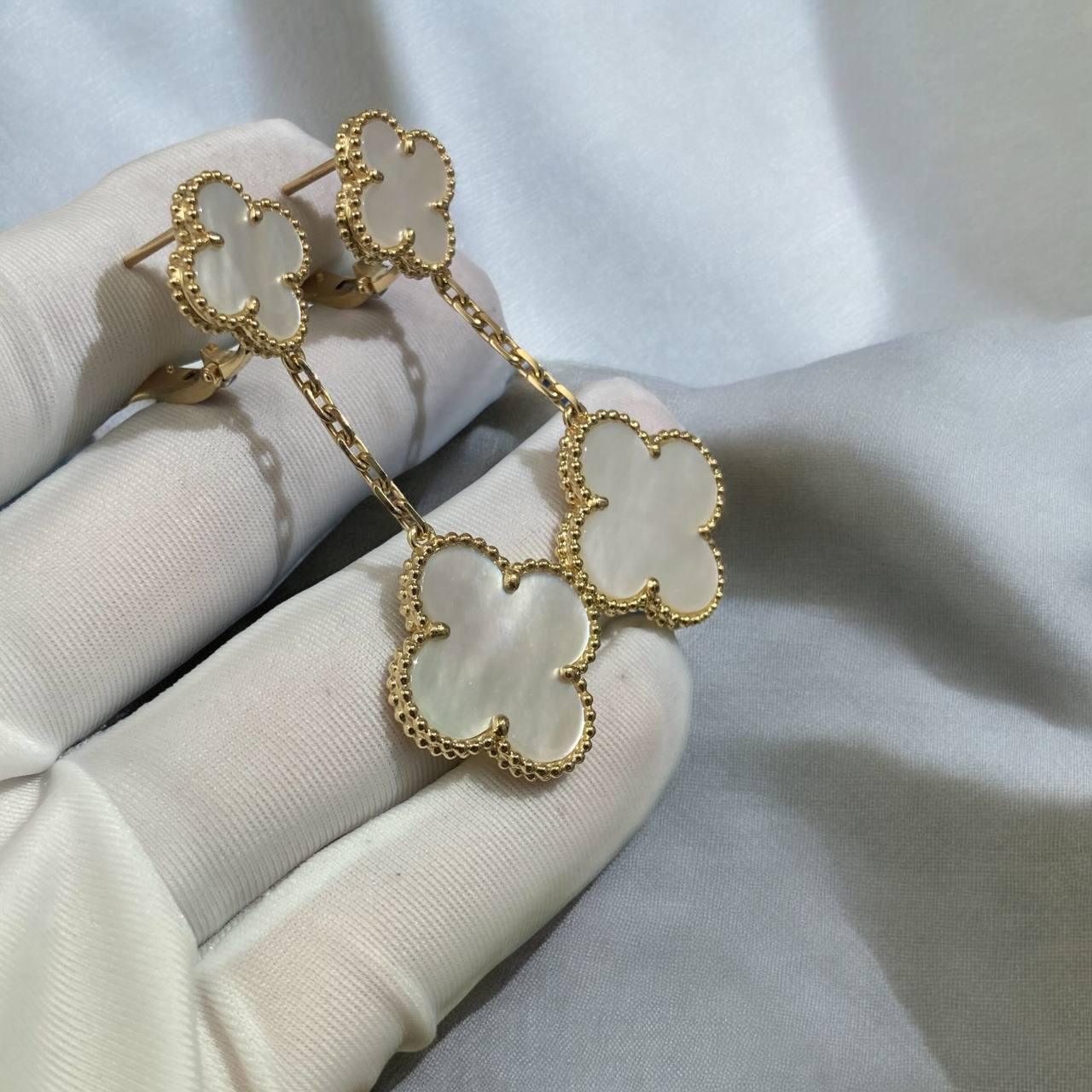 VCA Sedef Küpe 18 Ayar Altın - Glimmer of Luxury